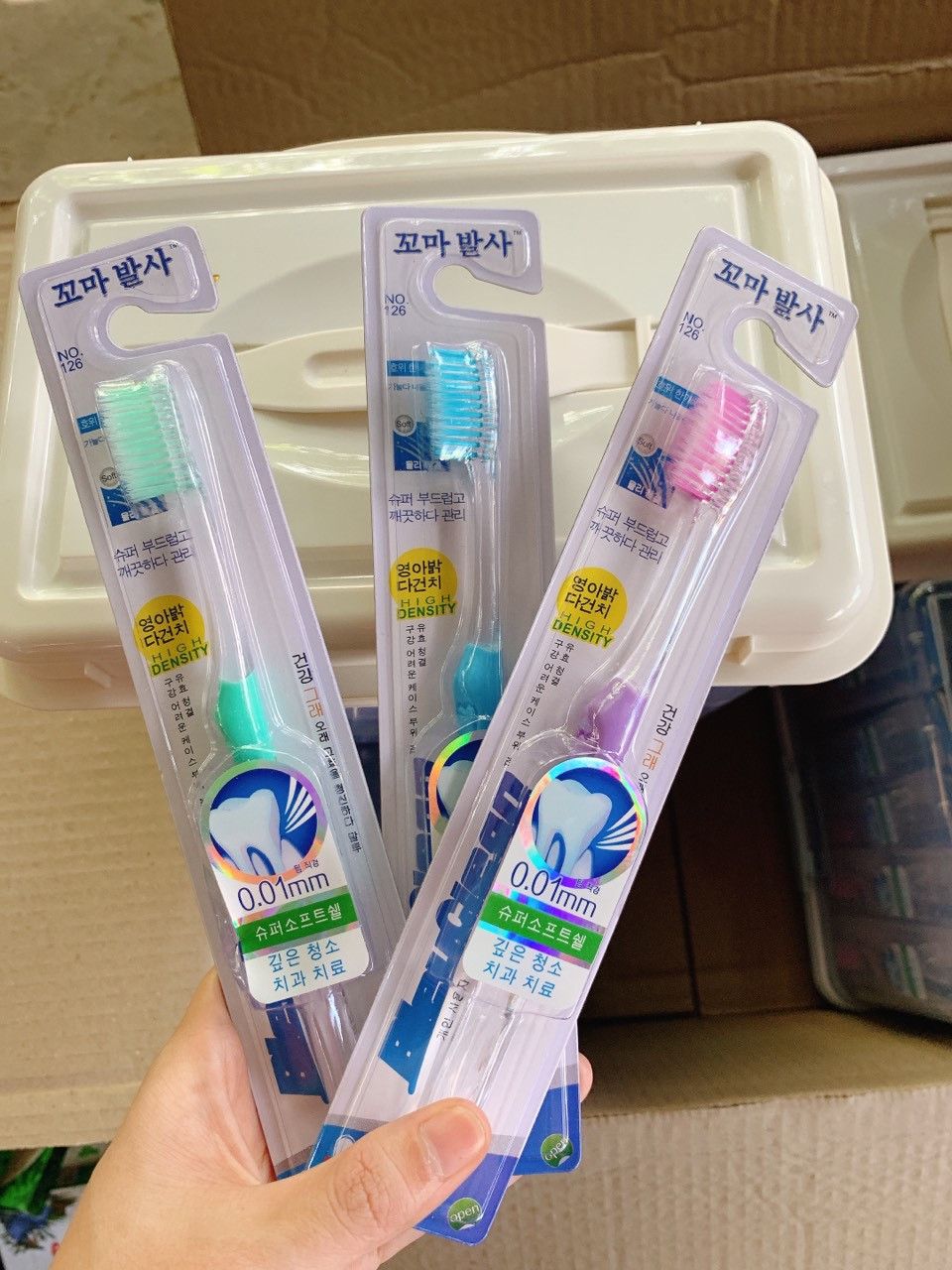 BÀN CHẢI ĐÁNH RĂNG XUẤT HÀN MÃ 126 